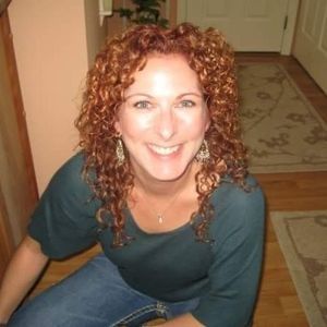 Meet your Posher, Denise deni